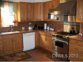 613 E Highland Ave, Marion, IN 46952 photo 6