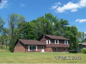 3925 N Woodbine Dr, Marion, IN 46952 photo 1