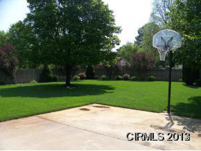 3690 Rosewood Dr, Marion, IN 46952 photo 4