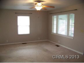 4618 S Race St, Marion, IN 46953 photo 6