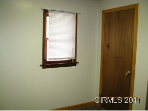 401 W 5th St, North Manchester, IN 46962 photo 8