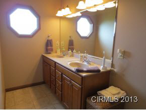 6869 E 50 N, Greentown, IN 46936 photo 14