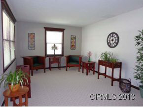 1317 Roberts Dr, Kokomo, IN 46902 photo 3