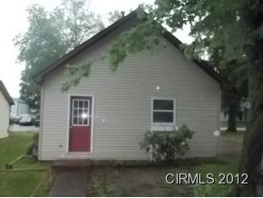 503 W 5th St, North Manchester, IN 46962 photo 2