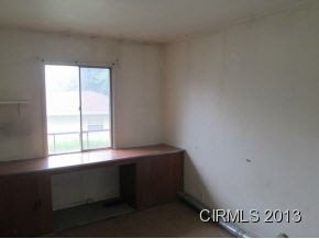 307 W Kem Rd, Marion, IN 46952 photo 8