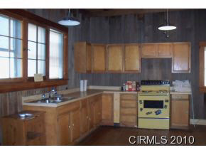 142 E Main St, Wabash, IN 46992 photo 9