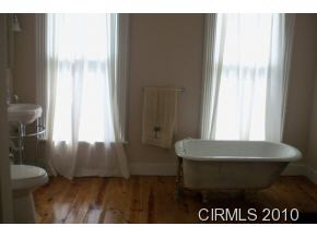 142 E Main St, Wabash, IN 46992 photo 15