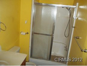 402 N 5th St, Gas City, IN 46933 photo 12