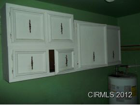 402 N 5th St, Gas City, IN 46933 photo 6