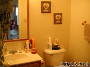 4157 W Barberry Ln, Peru, IN 46970 photo 12