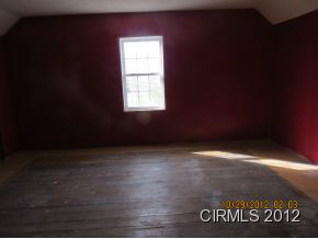 61 S Brownell St, Peru, IN 46970 photo 4