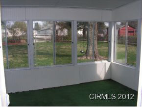 120 W North C St, Gas City, IN 46933 photo 4