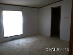 7895 W N 00 S, Swayzee, IN 46986 photo 3