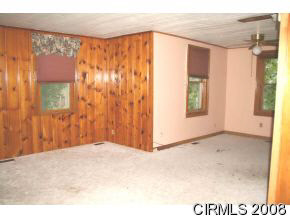 291 E Maple St, Wabash, IN 46992 photo 6