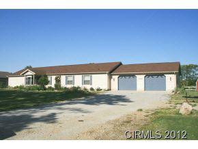 1496 Bentley St, Wabash, IN 46992 photo 2