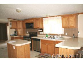 1496 Bentley St, Wabash, IN 46992 photo 4