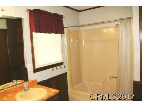 1410 Columbus St, Wabash, IN 46992 photo 8