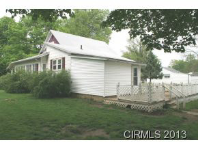 177 Gladstone St, Wabash, IN 46992 photo 3