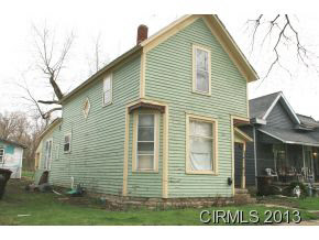 236 E Hill St, Wabash, IN 46992 photo 2