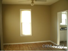 1502 W 2nd St, Marion, IN 46952 photo 4