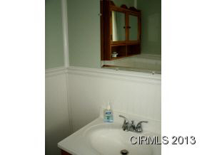 37 N 2nd St, Upland, IN 46989 photo 8