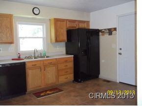 507 York Rd, Galveston, IN 46932 photo 3