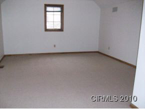 1082 Mitten Dr, Wabash, IN 46992 photo 5