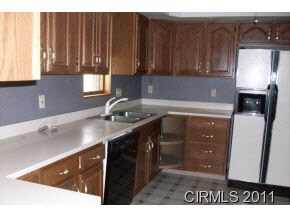 65 E 6th, Peru, IN 46970 photo 3