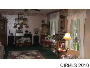 8918 E Cardinal Ln, Fairmount, IN 46928 photo 4
