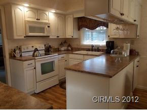 3545 N Sycamore Dr, Marion, IN 46952 photo 8