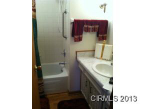911 W 14th St, Marion, IN 46953 photo 9