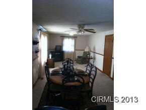 911 W 14th St, Marion, IN 46953 photo 4