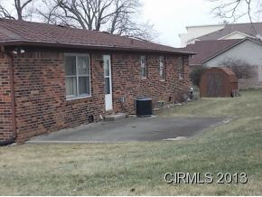 911 W 14th St, Marion, IN 46953 photo 2