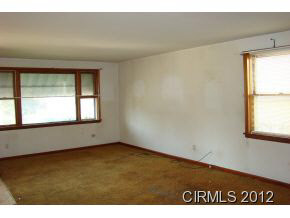 924 N Washington St, Marion, IN 46952 photo 2
