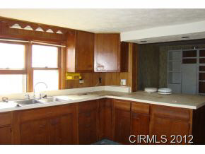 924 N Washington St, Marion, IN 46952 photo 3