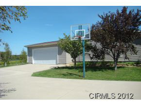 107 Conifer Ct, Marion, IN 46953 photo 2