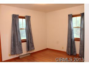 325 E 10th St, Jonesboro, IN 46938 photo 7
