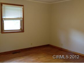 1018 N Wabash Ave, Marion, IN 46952 photo 7