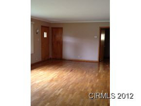 1018 N Wabash Ave, Marion, IN 46952 photo 3