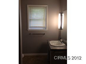1018 N Wabash Ave, Marion, IN 46952 photo 5