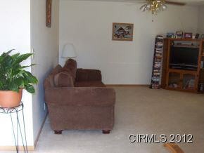 416 Southwood Dr, Tipton, IN 46072 photo 4