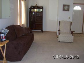 416 Southwood Dr, Tipton, IN 46072 photo 5