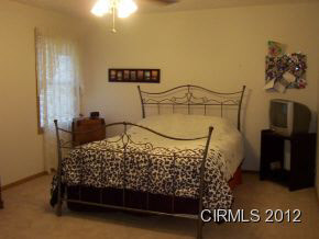 416 Southwood Dr, Tipton, IN 46072 photo 7