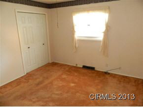 684 Bond St, Wabash, IN 46992 photo 16