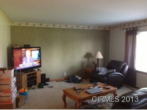 578 W Washington St, Upland, IN 46989 photo 4