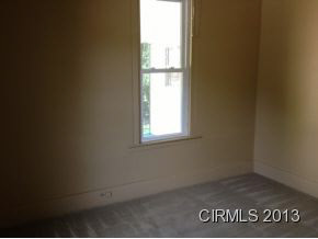 258 E Urban St, Upland, IN 46989 photo 8