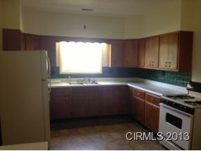 258 E Urban St, Upland, IN 46989 photo 5