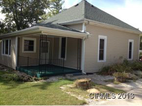 258 E Urban St, Upland, IN 46989 photo 1