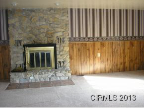 4404 Jamestown Dr, Logansport, IN 46947 photo 3