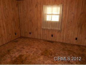 1607 W 11th St, Marion, IN 46953 photo 10